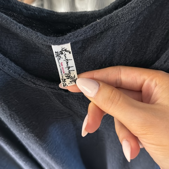 On a cloud romper - Picture 4 of 4